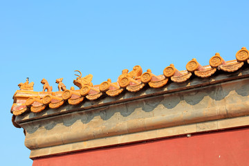 Glazed tile wall