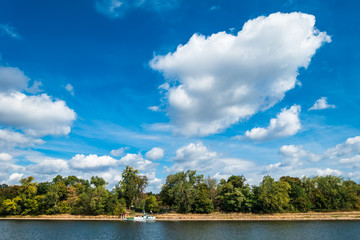 Blick über die Elbe in Magdeburg