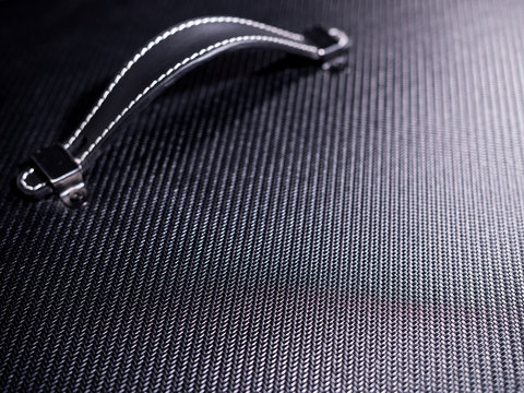 Poign&eacute;e en cuir d'amplificateur guitare sur tolex noir