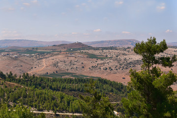 Fototapeta na wymiar Mountain view wrapped in green