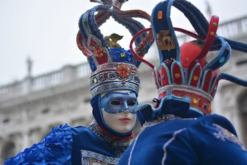 Gardinen carnival in venice © corradobarattaphotos