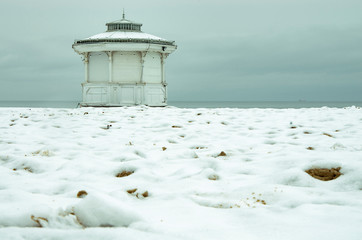 Krajobraz zimowy, plaża zimą.  © Aneta