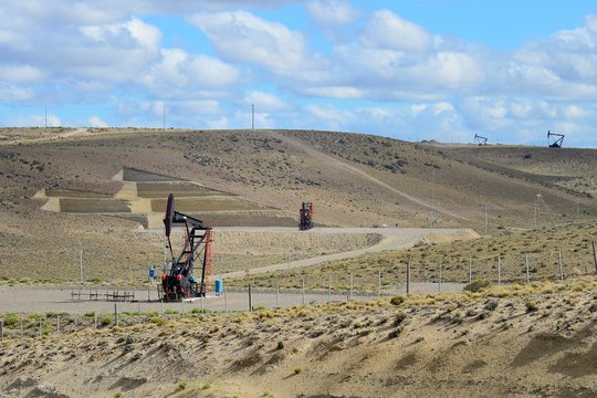 Oil production at Punto El Chulengo, Ruta 26, Comodoro Rivadavia, Chubut, Argentina, South America
