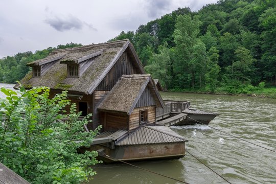 River Mill in the Mur, Mureck, Styria, Austria, Europe