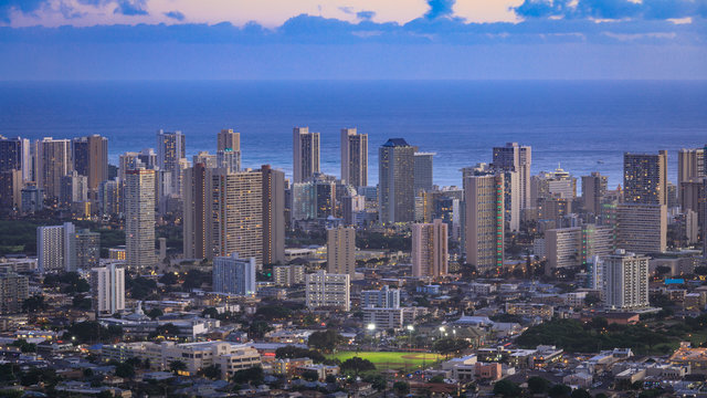 Panoramic view of Honolulu city view from Tantalus lookout