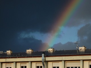 Benevento - Arcobaleno su tetto fotovoltaico