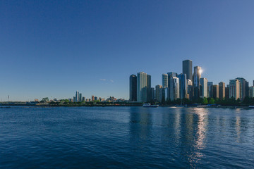 Obraz premium Skyline centrum Chicago nad jeziorem Michigan w Chicago, USA