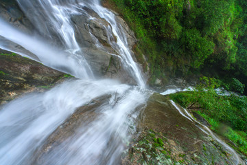 Obraz premium PiTuGro waterfall is often called the Heart shaped waterfalls Umphang,Thailand