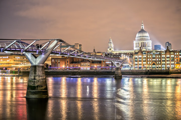 Fototapeta na wymiar St. Paul's Cathedral and Millennium Bridge at Night