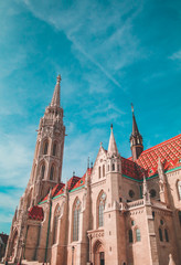 Fototapeta na wymiar Budapest Mathias Church with blue sky