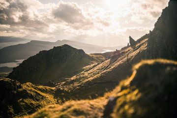 Ausblick vom Gipfel des Old man of Storr in Schottland 