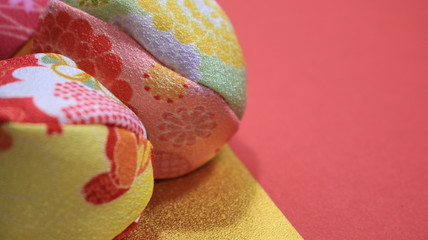 お正月の遊び お手玉 金赤バック