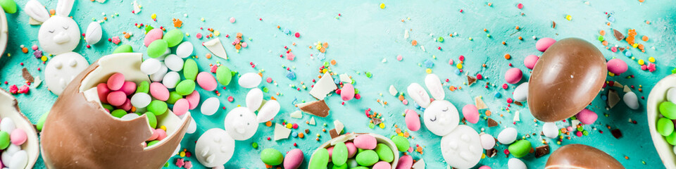 Fototapeta na wymiar Easter sweets background