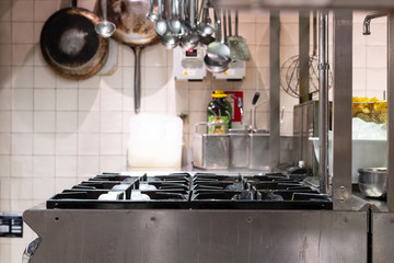Gas stove top empty in kitchen