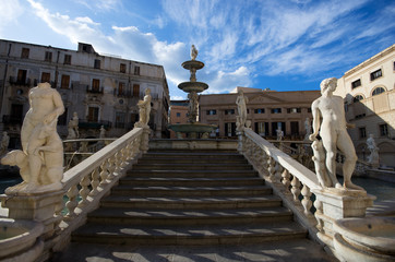 Fototapeta na wymiar The famous Praetorian Fountain at Palermo, Siciliy / Italy