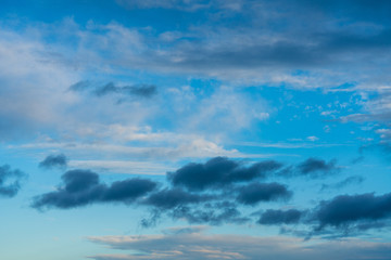 Obraz premium Himmelstextur mit Wolken