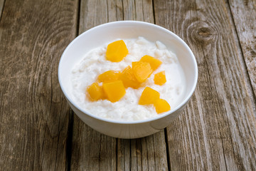 rice porridge with peach