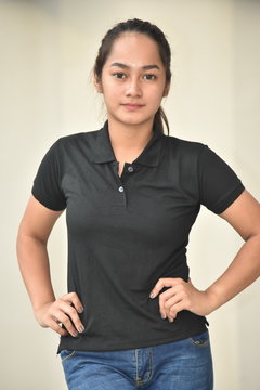 Posing Filipina Teen Girl