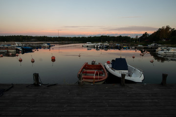 Fototapeta premium boats at sunset