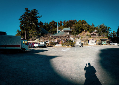 ひとり旅 のストック写真 ロイヤリティフリーの画像 ベクター イラスト Adobe Stock