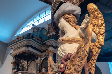Holzengel in der Seemannskirche Prerow