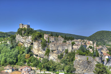 Obraz premium Vaison-la-Romaine : haute ville - cité médiévale