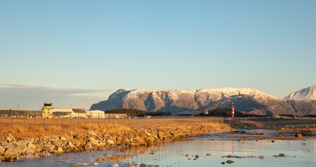Winter at Br&oslash;nn&oslash;ysund airport, Nordland county