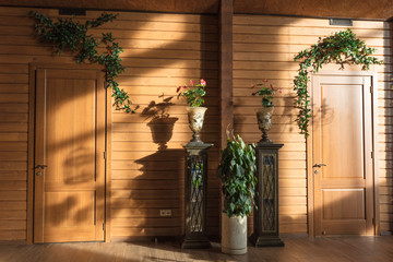 Fototapeta na wymiar Very beautiful and rich interior. Large, spacious and very cozy winter garden