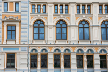 Fototapeta na wymiar Old building facade at Livu Square (Livu laukums)
