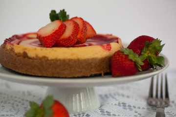 Strawberry Swirl Cheesecake
