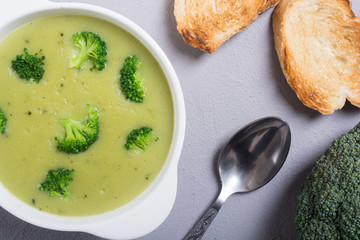 Fresh broccoli cream soup in bowl