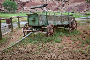 Obraz premium Antique Wagon in Central Utah
