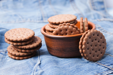 cookies with cream filling