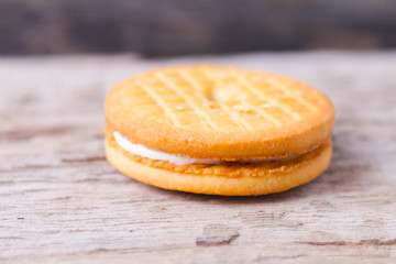 cookies with cream filling