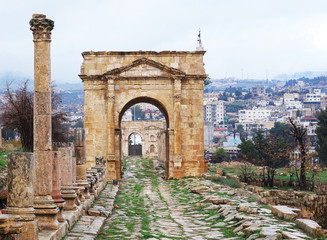 Fototapeta na wymiar Jordan. The Archs and gates of Jerash