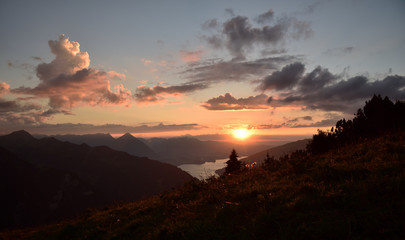 Sonnenuntergang über dem Brienzer See