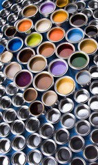 Metal tin cans with color paint