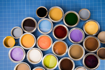 Rainbow colors, Group of tin metal cans