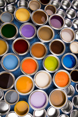 Metal tin cans with color paint