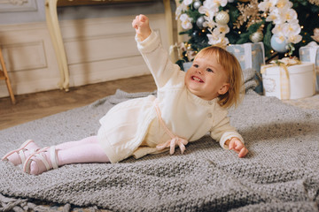 Fototapeta premium happy child plays