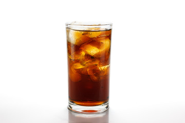 Fototapeta na wymiar Cola in glass with ice on white background with clipping path