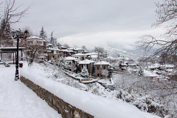 Palios Panteleimonas is a traditional settlement built on the slopes of Mount Olympus at an altitude of 500m.