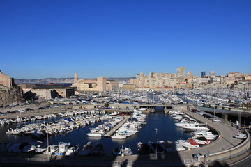Fototapeta na wymiar Vieux-Port de Marseille