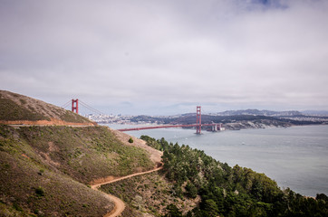 Fototapeta na wymiar Wide angle view of the Golden Gate Bridge in San Francisco as seen from the Marin Headlands