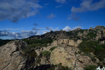 Fototapeta na wymiar Vista delle cime del Monte dei Sette Fratelli