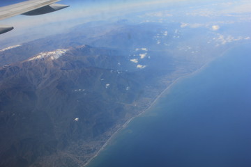 Obraz na płótnie Canvas view from window of airplane