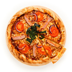 Pizza with beacon and vegetables