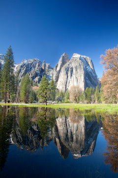 Scenic image of Yosemite National Park.