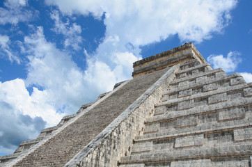 Fototapeta na wymiar The Pyramid of Kukulkan at Chichen Itza in Mexico, one of the New Seven Wonders of the World. 