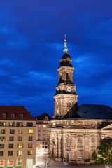 Obraz premium Holy Cross Church in Dresden at night